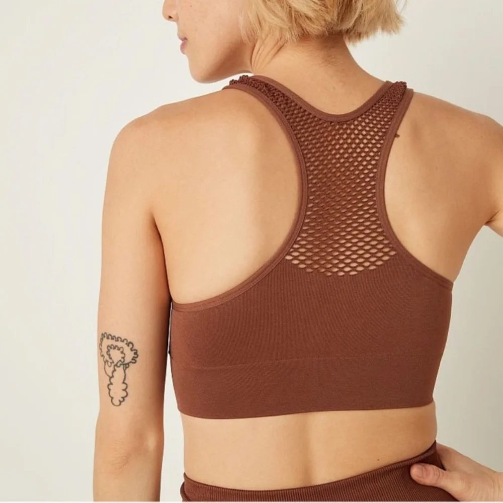 โฅ๐ฑ๐ฎ ๐๐๐๐ (x2) Racerback Sports Bra - Picture 7 of 15